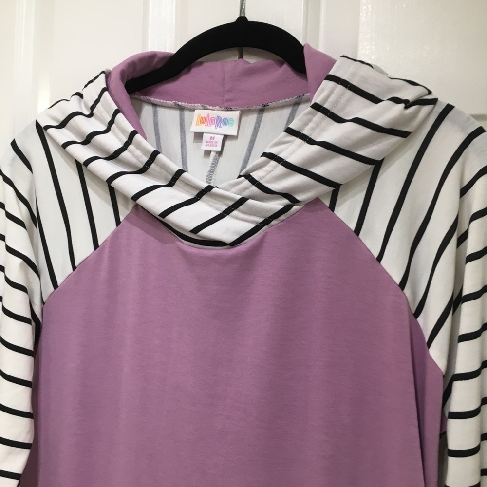 LuLaRoe Amber hoodie Medium NWT